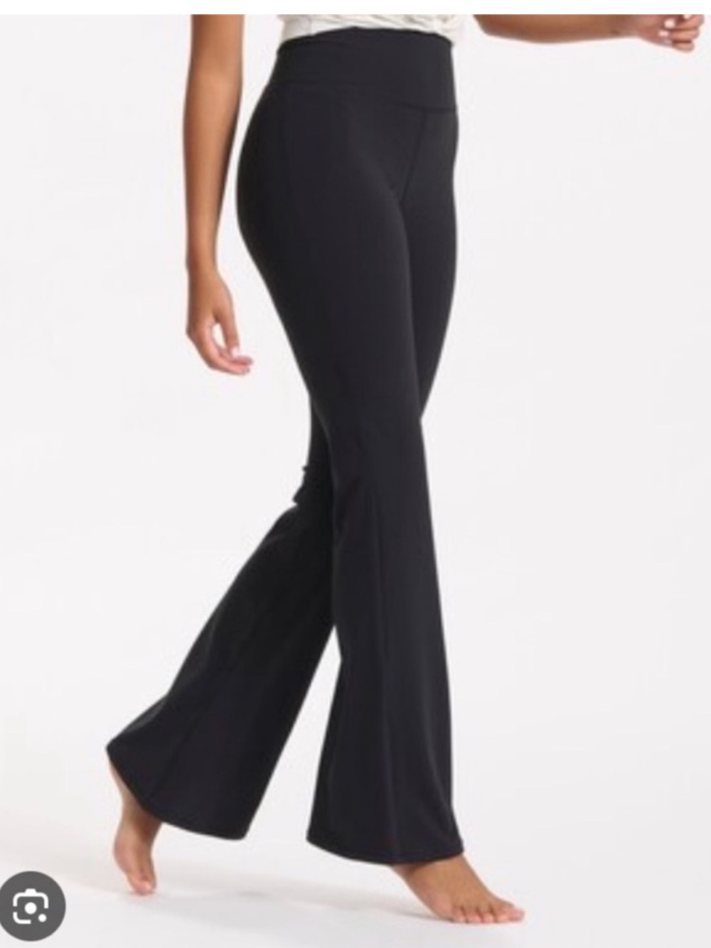 Vuori Studio Flare Leggings Black High Wast. Size Medium.